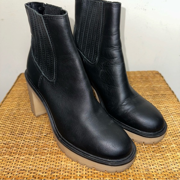 Dolce Vita Caster H2O Women’s 8 Booties Black 3.5 Chunky Heel Goth Grunge Y2K - Picture 1 of 12